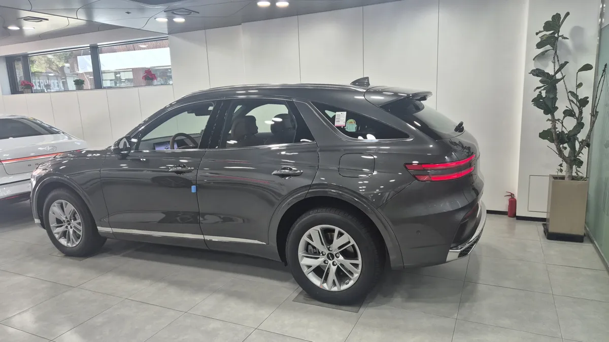 SUV 선택 기준 비교 제네시스 GV70 측면